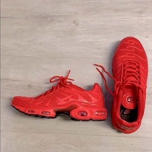 Nike Air Max TN women’s 8.5